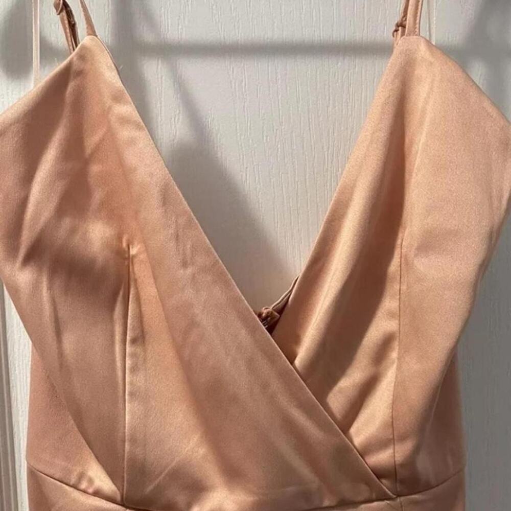 Pink satin asymmetrical maxi dress - Picture 4 of 8